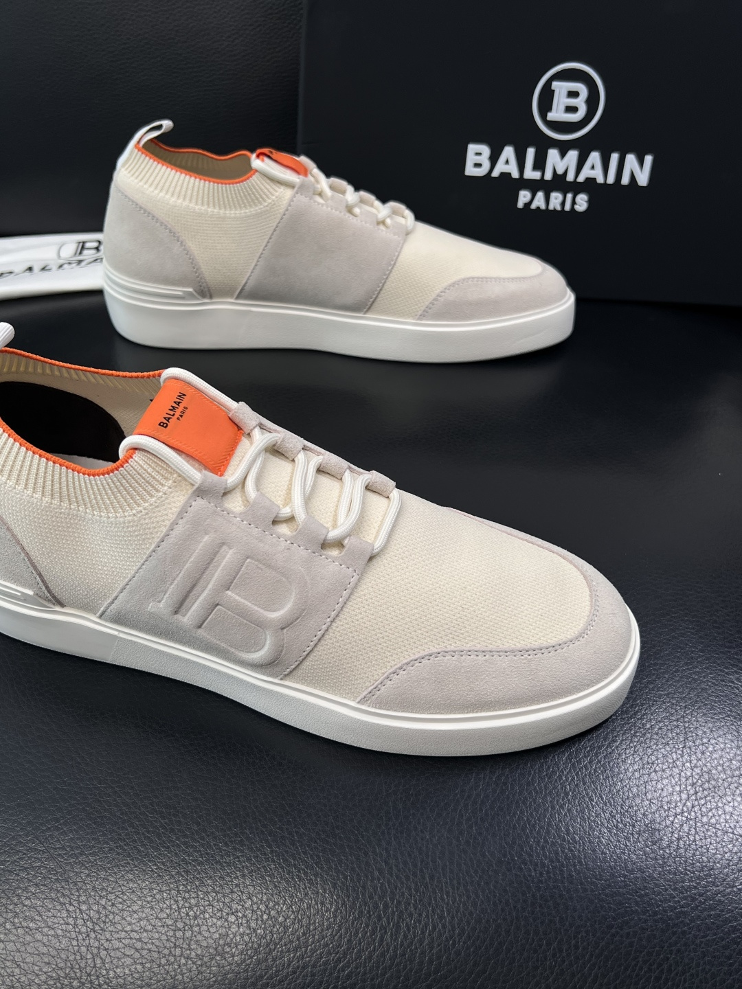 ⚠️只换码不退⚠️    BALMAIN  高品质  顶级工艺品  巴尔曼  专柜新品同步，鞋面意大利进