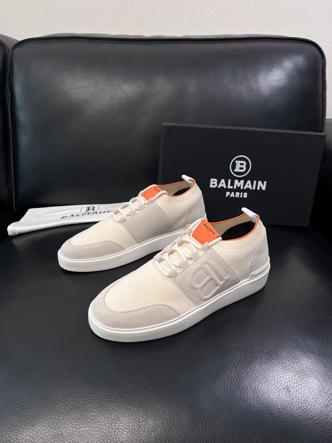 ⚠️只换码不退⚠️    BALMAIN  高品质  顶级工艺品  巴尔曼  专柜新品同步，鞋面意大利进