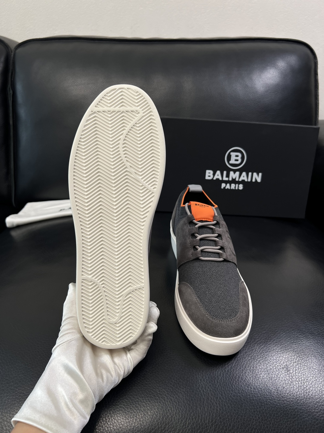 ⚠️只换码不退⚠️    BALMAIN  高品质  顶级工艺品  巴尔曼  专柜新品同步，鞋面意大利进