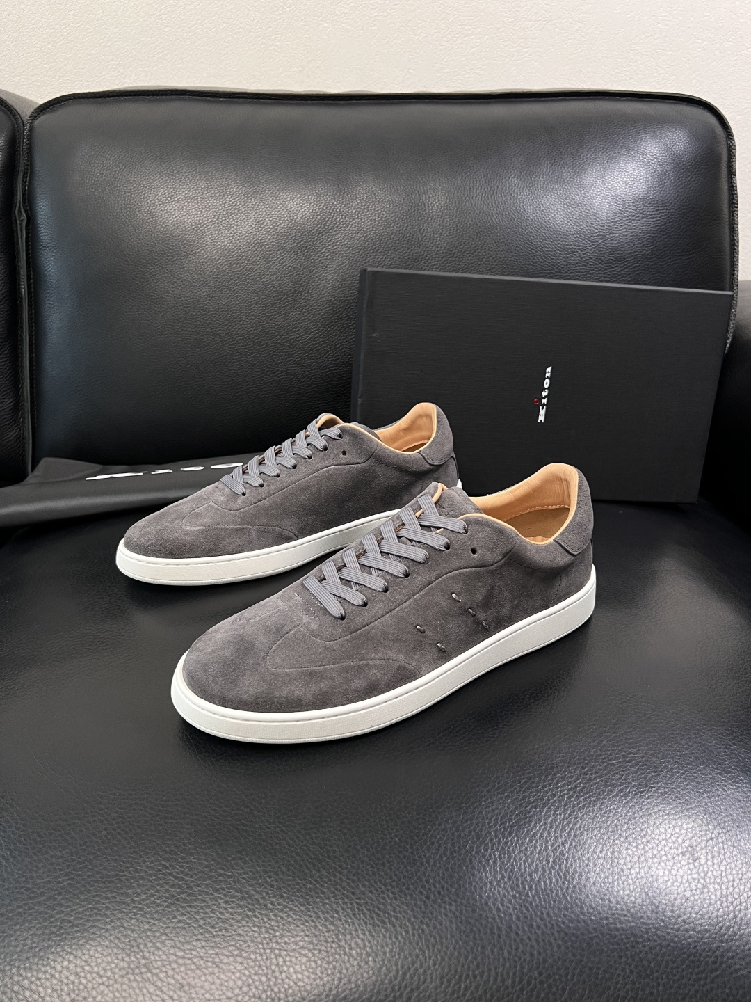 ⚠️只换码不退⚠️    kiton  高品质   顶级工艺品  专柜新品同步，鞋面意大利进口牛皮面料，