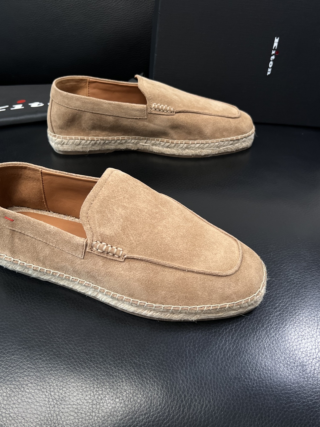 ⚠️只换码不退⚠️    kiton  高品质   顶级工艺品  专柜新品同步，鞋面意大利进口牛皮面料，