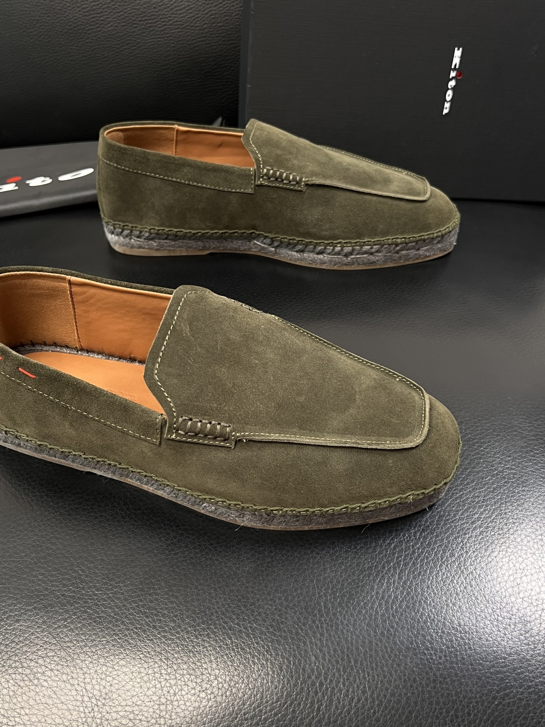 ⚠️只换码不退⚠️    kiton  高品质   顶级工艺品  专柜新品同步，鞋面意大利进口牛皮面料，