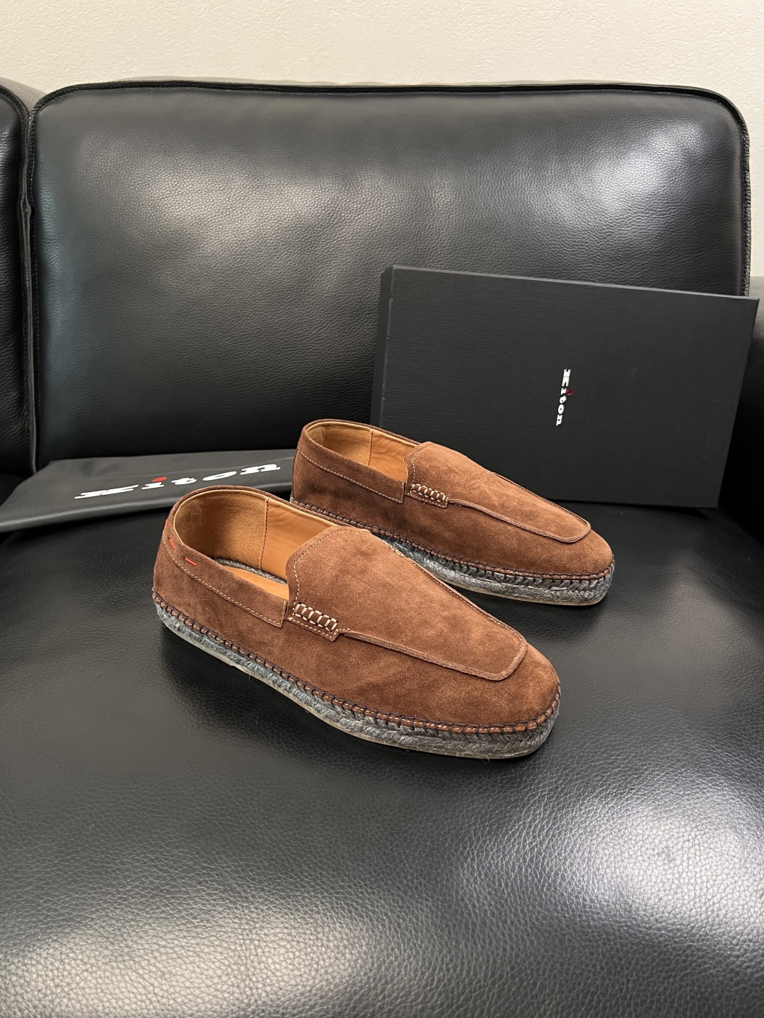 ⚠️只换码不退⚠️    kiton  高品质   顶级工艺品  专柜新品同步，鞋面意大利进口牛皮面料，