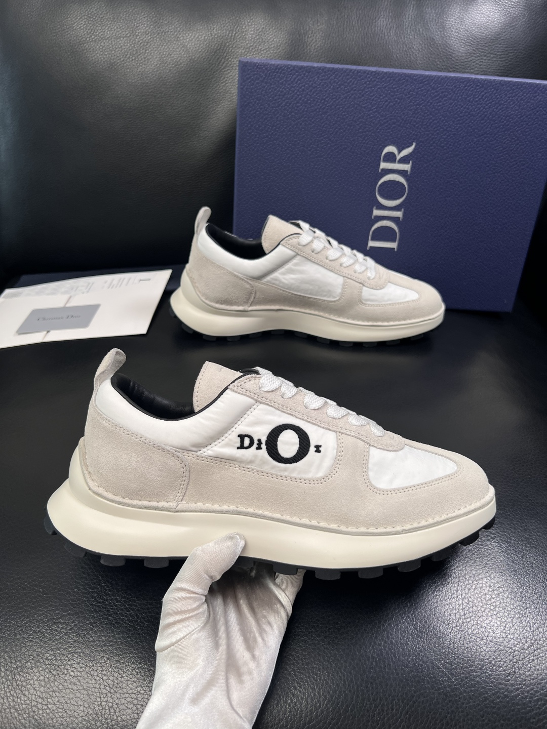 Dior 顶级工艺品 迪奥  专柜同步 原厂配置，意大利进口原版牛皮面料，透气舒适进口水染牛里垫，鞋底：