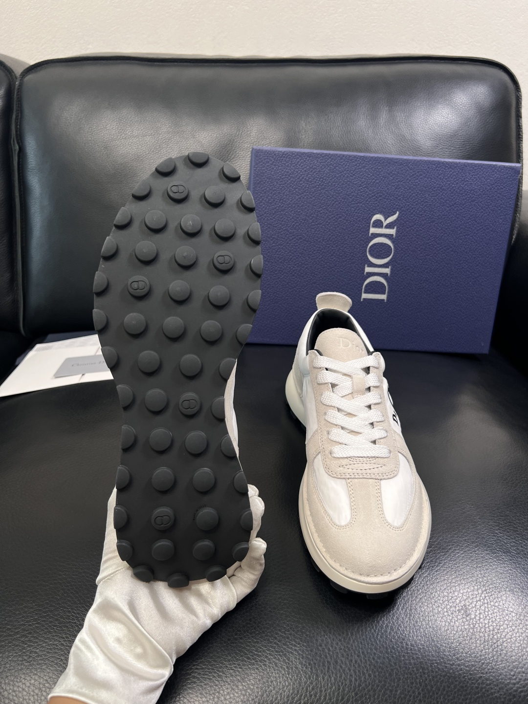 Dior 顶级工艺品 迪奥  专柜同步 原厂配置，意大利进口原版牛皮面料，透气舒适进口水染牛里垫，鞋底：