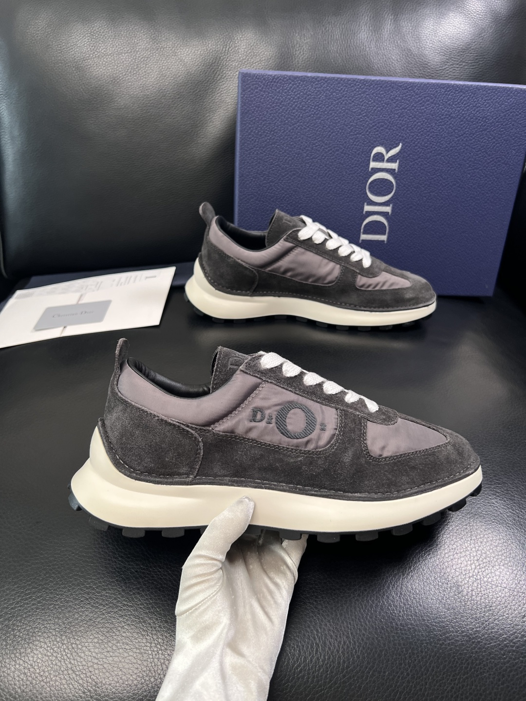Dior 顶级工艺品 迪奥  专柜同步 原厂配置，意大利进口原版牛皮面料，透气舒适进口水染牛里垫，鞋底：
