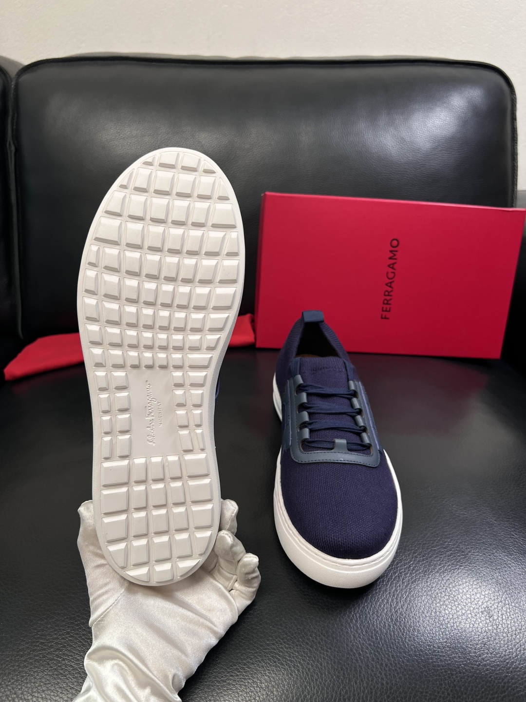 ⚠️只换码不退⚠️    Ferragamo  高品质   顶级工艺品  菲拉格慕  专柜新品同步，鞋面