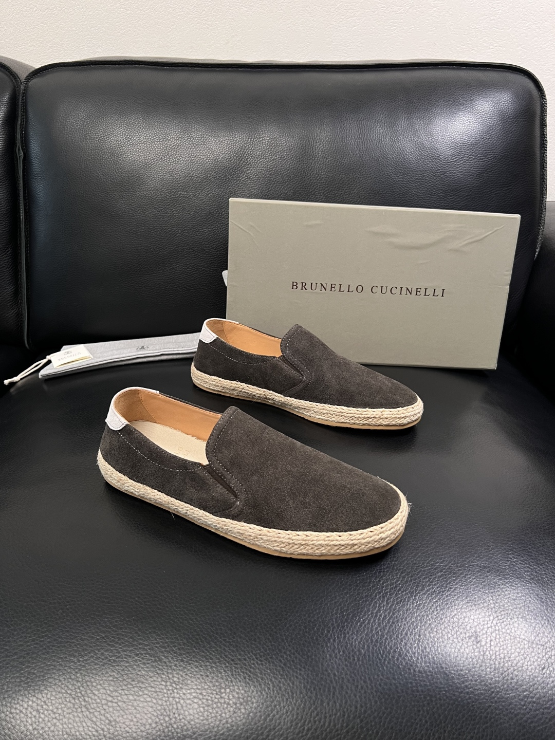 Brunello Cucinelli  高品质 顶级工艺品  BC  专柜同步原厂配置，意大利进口牛皮面