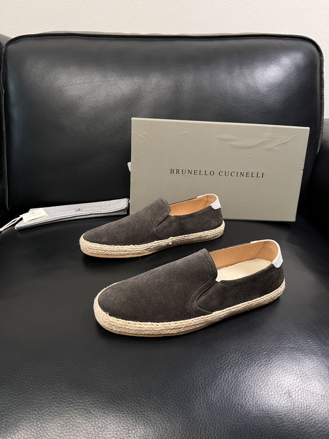 Brunello Cucinelli  高品质 顶级工艺品  BC  专柜同步原厂配置，意大利进口牛皮面