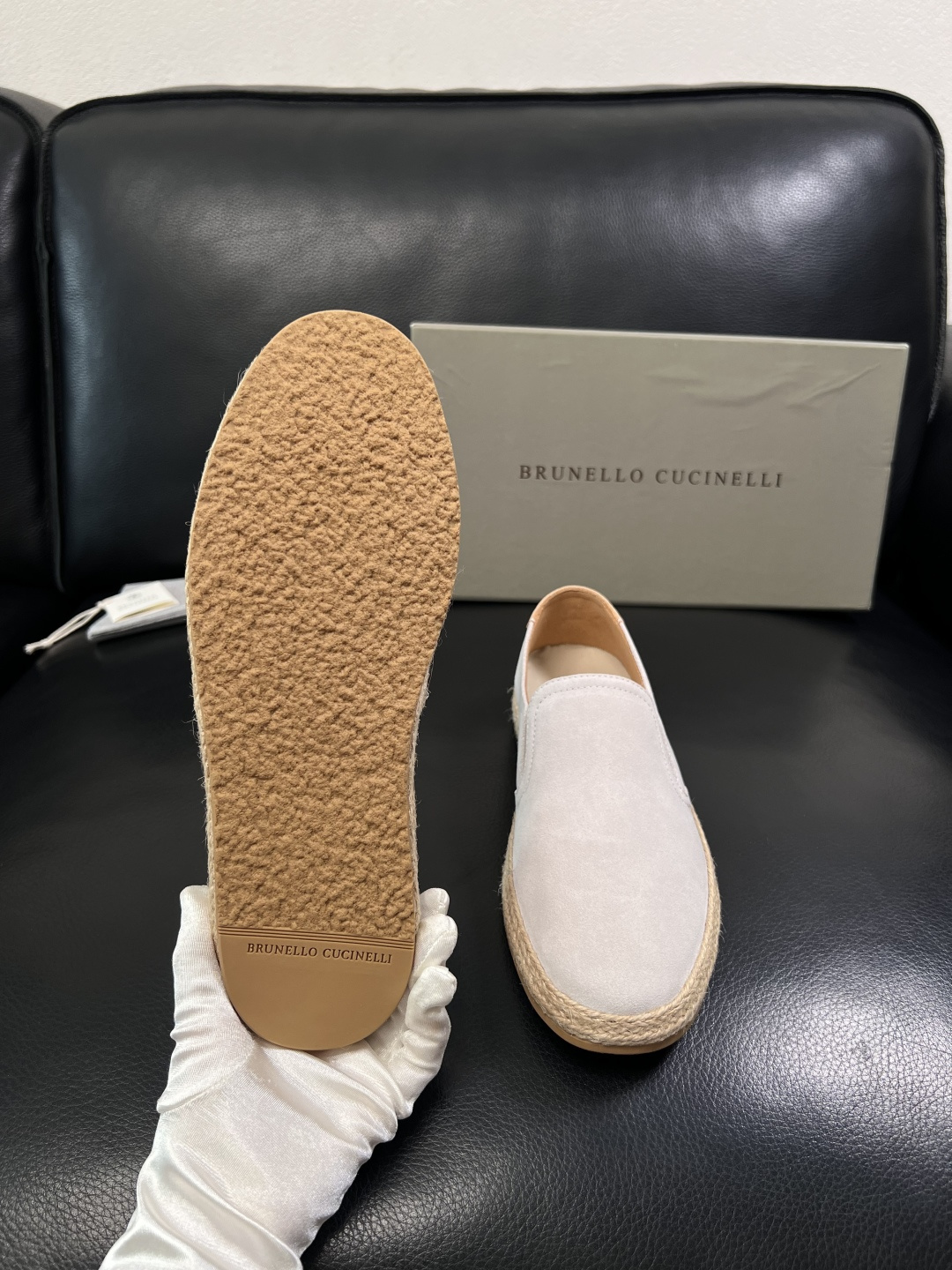 Brunello Cucinelli  高品质 顶级工艺品  BC  专柜同步原厂配置，意大利进口牛皮面