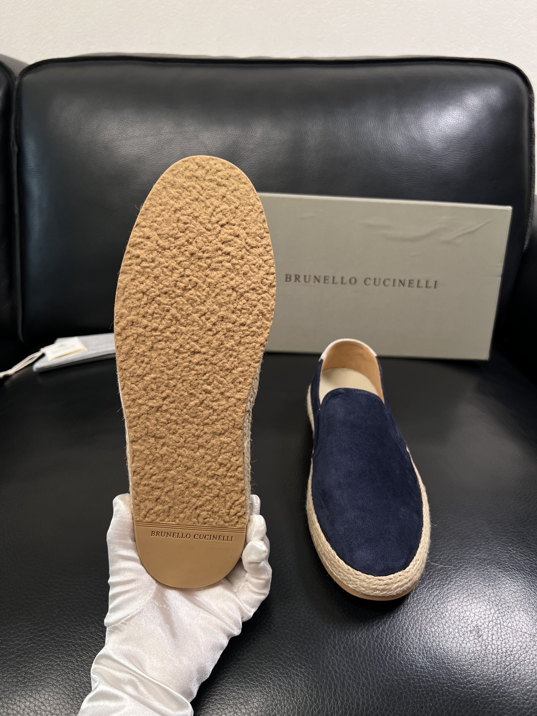 Brunello Cucinelli  高品质 顶级工艺品  BC  专柜同步原厂配置，意大利进口牛皮面