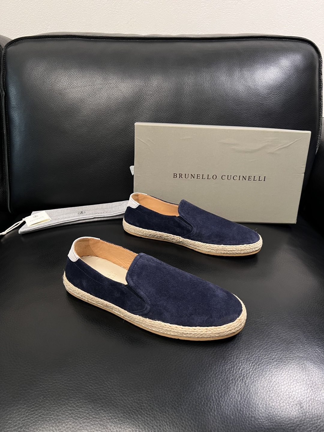 Brunello Cucinelli  高品质 顶级工艺品  BC  专柜同步原厂配置，意大利进口牛皮面