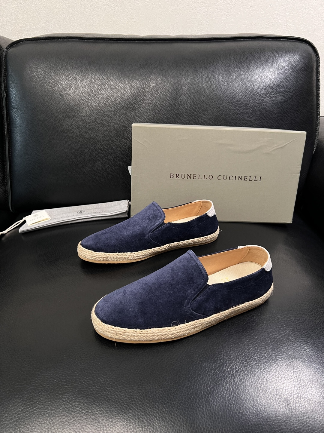 Brunello Cucinelli  高品质 顶级工艺品  BC  专柜同步原厂配置，意大利进口牛皮面