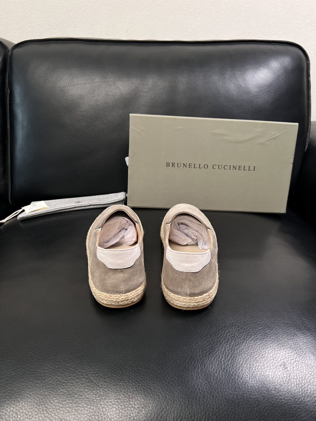 Brunello Cucinelli  高品质 顶级工艺品  BC  专柜同步原厂配置，意大利进口牛皮面