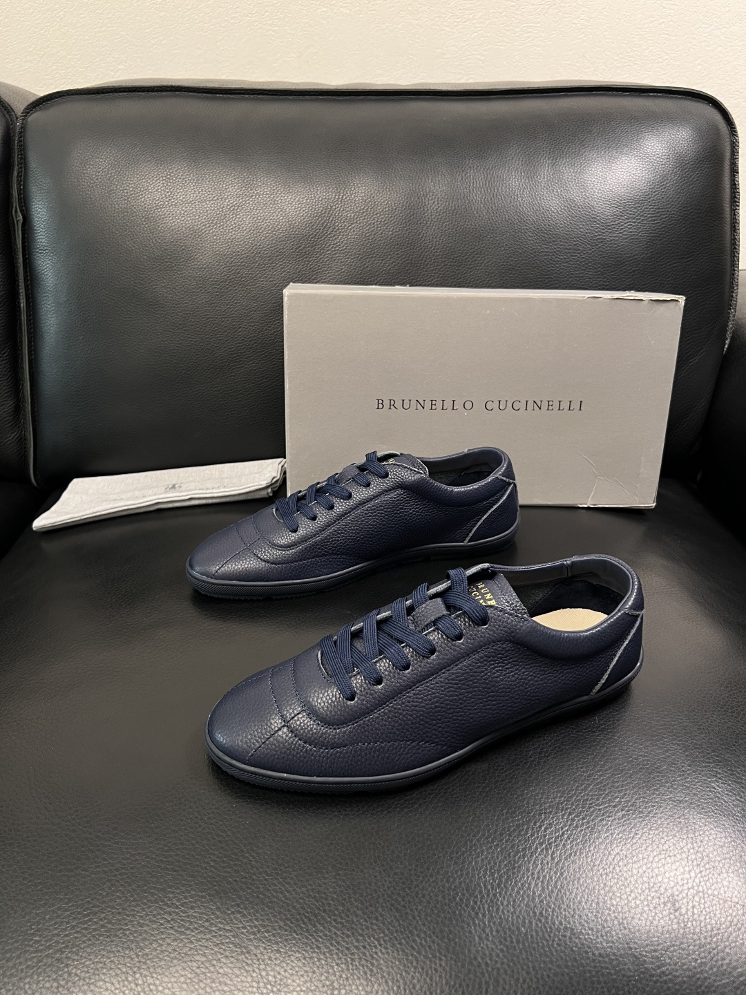 Brunello Cucinelli  高品质 顶级工艺品  BC  专柜同步原厂配置，意大利进口牛皮面