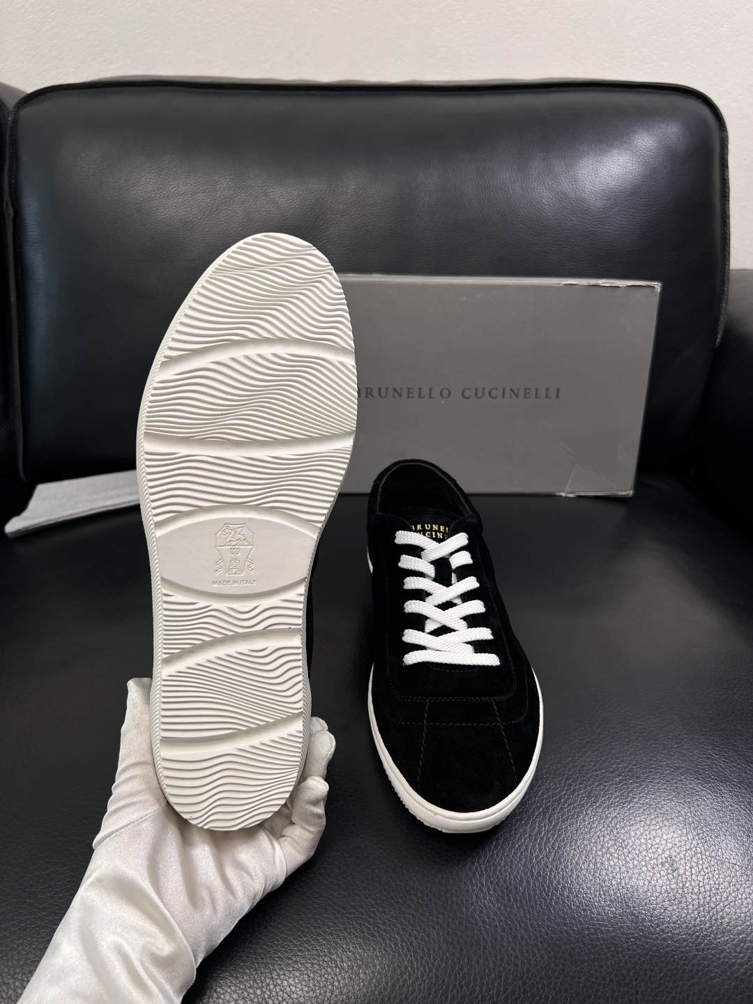 Brunello Cucinelli  高品质 顶级工艺品  BC  专柜同步原厂配置，意大利进口牛皮面