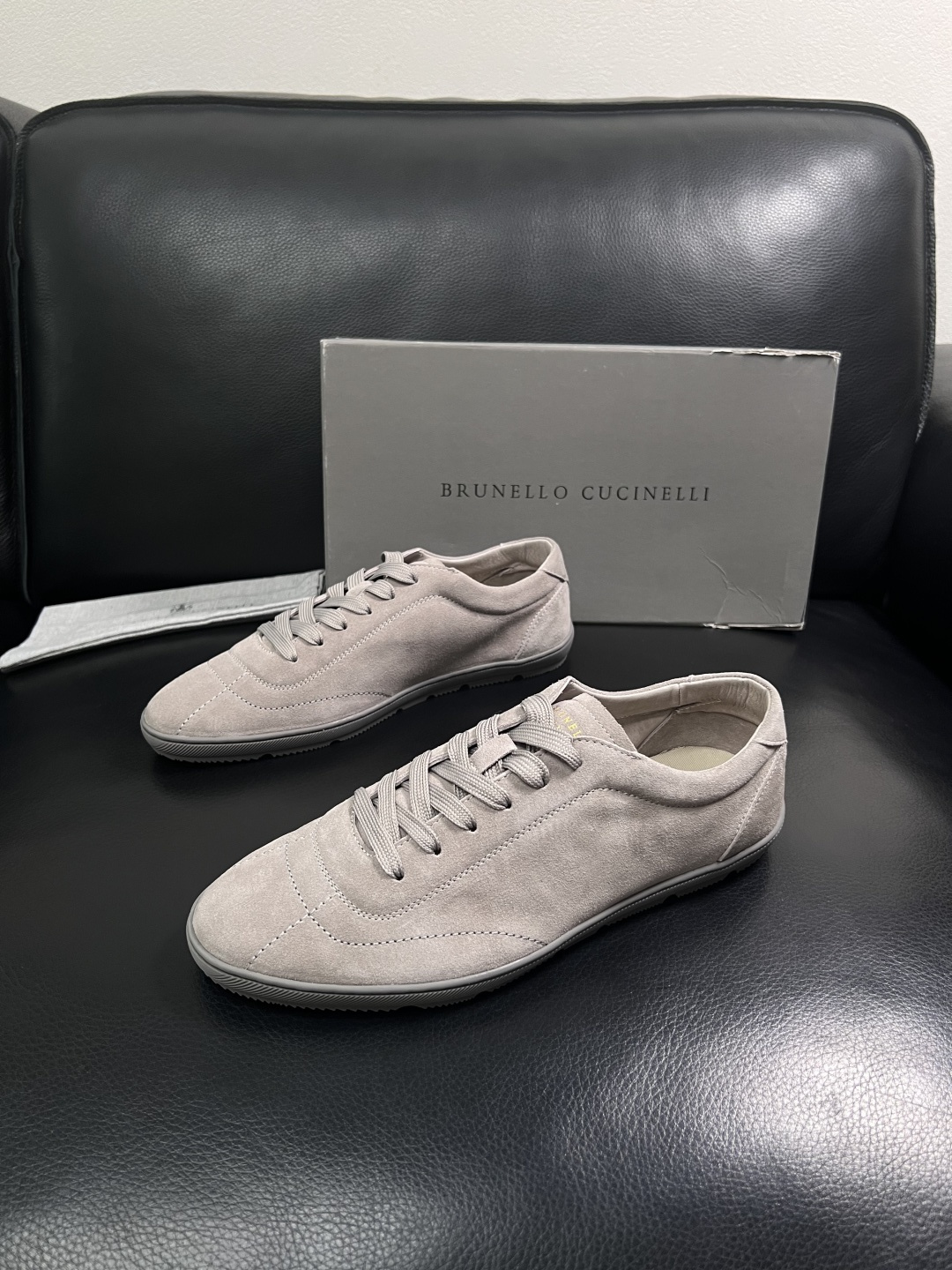 Brunello Cucinelli  高品质 顶级工艺品  BC  专柜同步原厂配置，意大利进口牛皮面