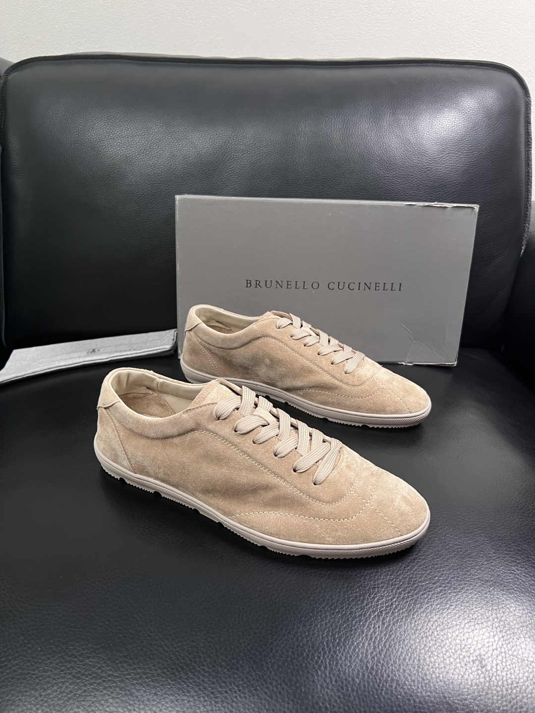 Brunello Cucinelli  高品质 顶级工艺品  BC  专柜同步原厂配置，意大利进口牛皮面