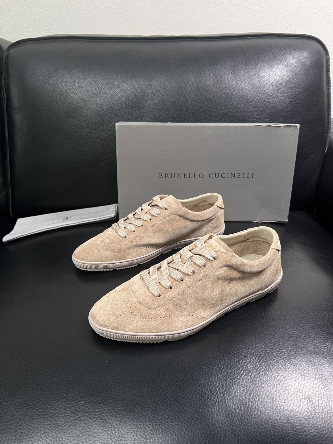 Brunello Cucinelli  高品质 顶级工艺品  BC  专柜同步原厂配置，意大利进口牛皮面