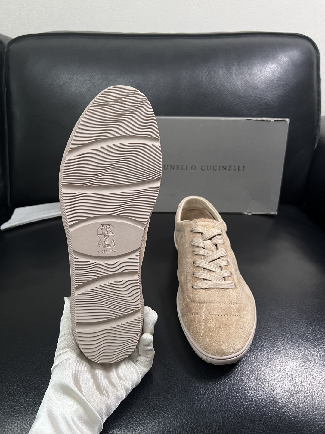 Brunello Cucinelli  高品质 顶级工艺品  BC  专柜同步原厂配置，意大利进口牛皮面