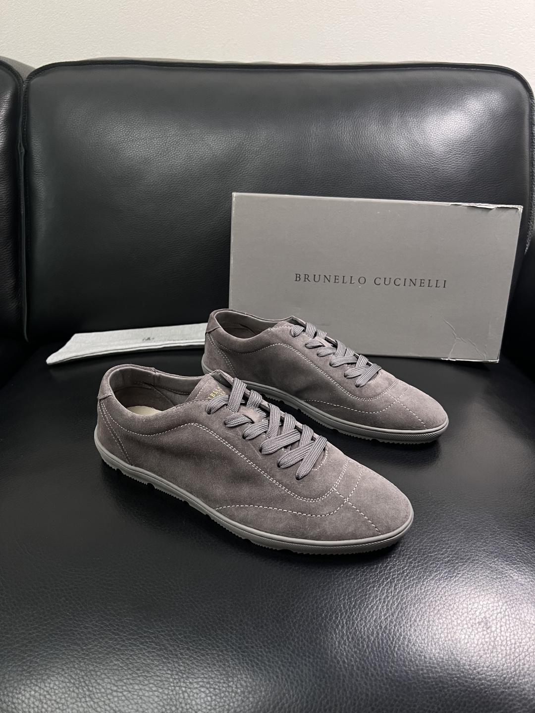 Brunello Cucinelli  高品质 顶级工艺品  BC  专柜同步原厂配置，意大利进口牛皮面
