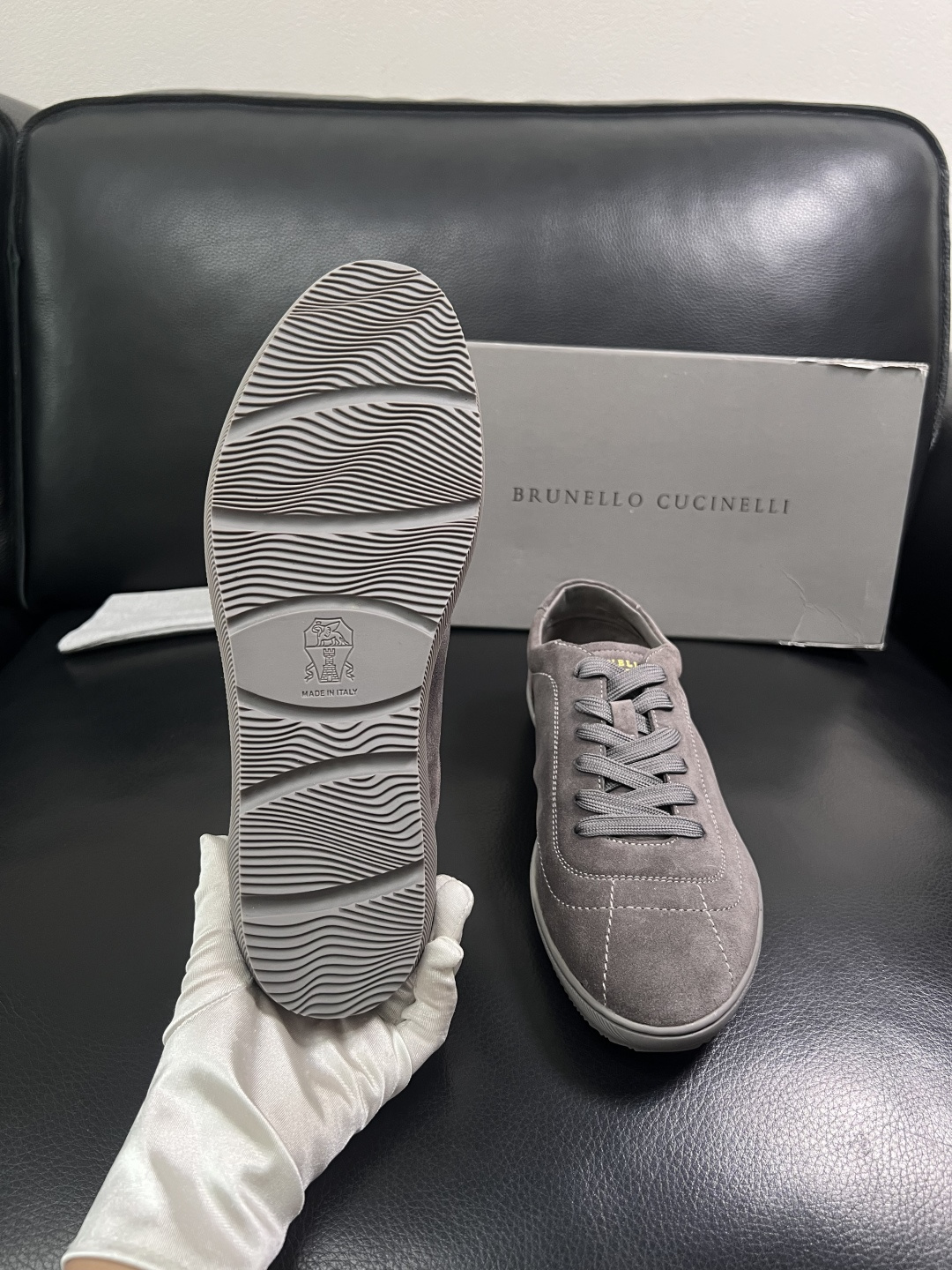 Brunello Cucinelli  高品质 顶级工艺品  BC  专柜同步原厂配置，意大利进口牛皮面
