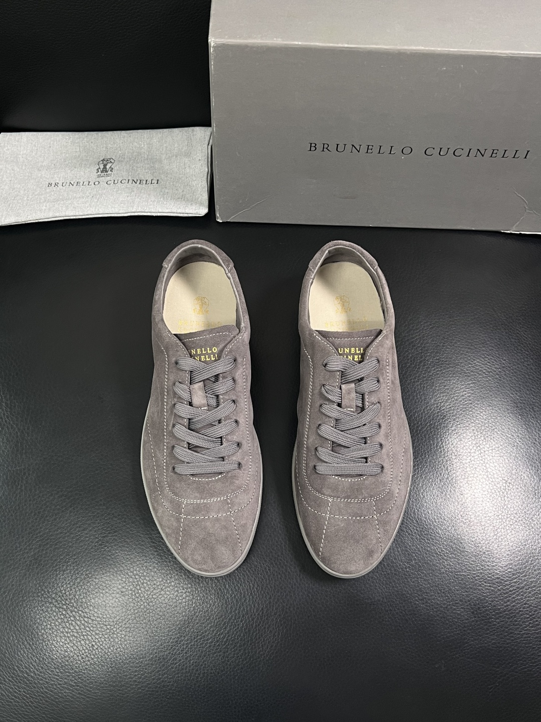 Brunello Cucinelli  高品质 顶级工艺品  BC  专柜同步原厂配置，意大利进口牛皮面