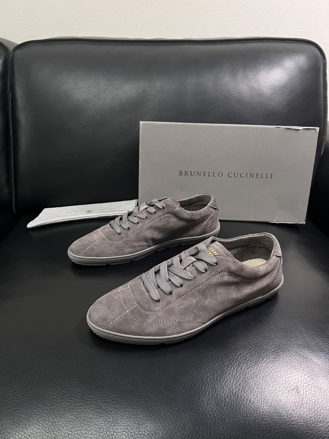 Brunello Cucinelli  高品质 顶级工艺品  BC  专柜同步原厂配置，意大利进口牛皮面