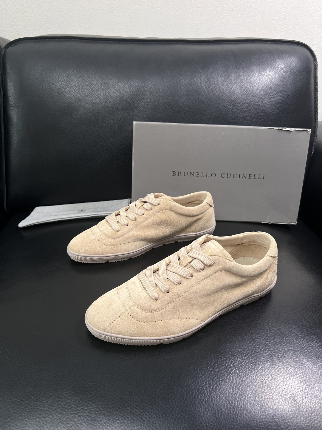 Brunello Cucinelli  高品质 顶级工艺品  BC  专柜同步原厂配置，意大利进口牛皮面