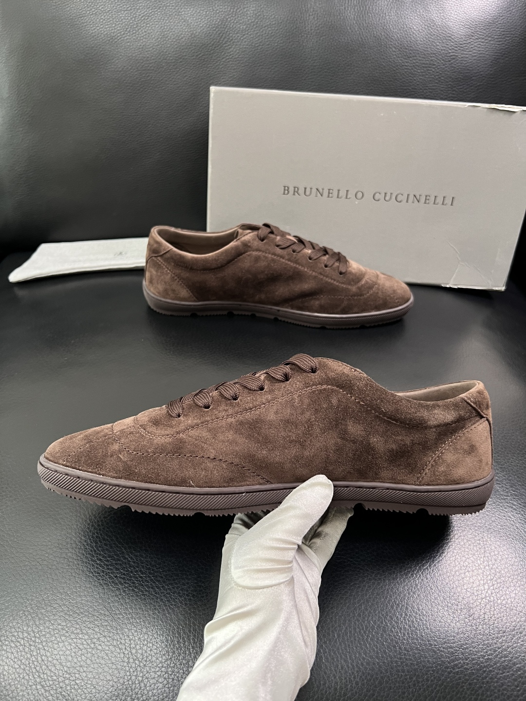 Brunello Cucinelli  高品质 顶级工艺品  BC  专柜同步原厂配置，意大利进口牛皮面