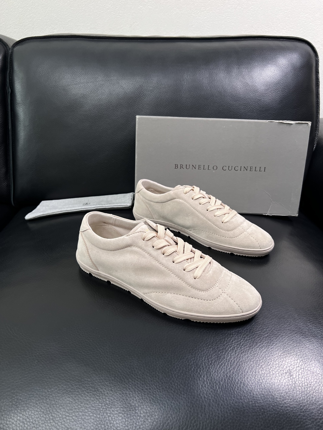 Brunello Cucinelli  高品质 顶级工艺品  BC  专柜同步原厂配置，意大利进口牛皮面