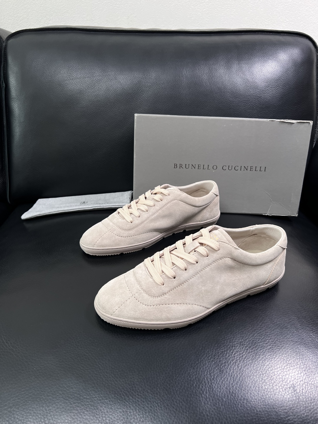 Brunello Cucinelli  高品质 顶级工艺品  BC  专柜同步原厂配置，意大利进口牛皮面