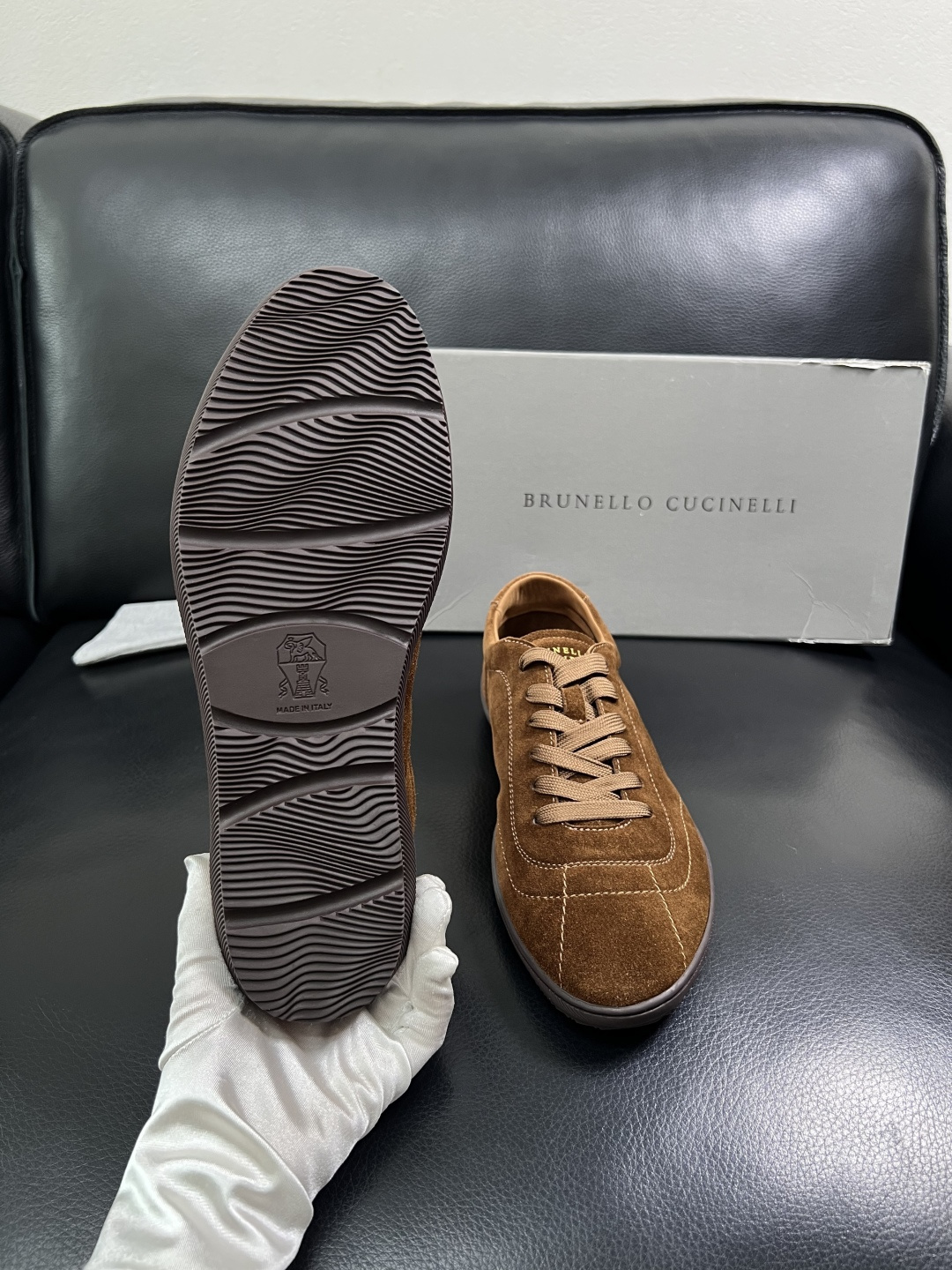 Brunello Cucinelli  高品质 顶级工艺品  BC  专柜同步原厂配置，意大利进口牛皮面
