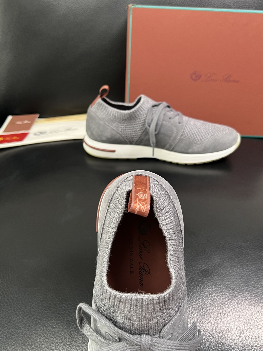 Loro Piana  高品质  顶级工艺品  诺悠翩雅  新品专柜同步原厂配置，鞋面意大利进口飞织牛皮