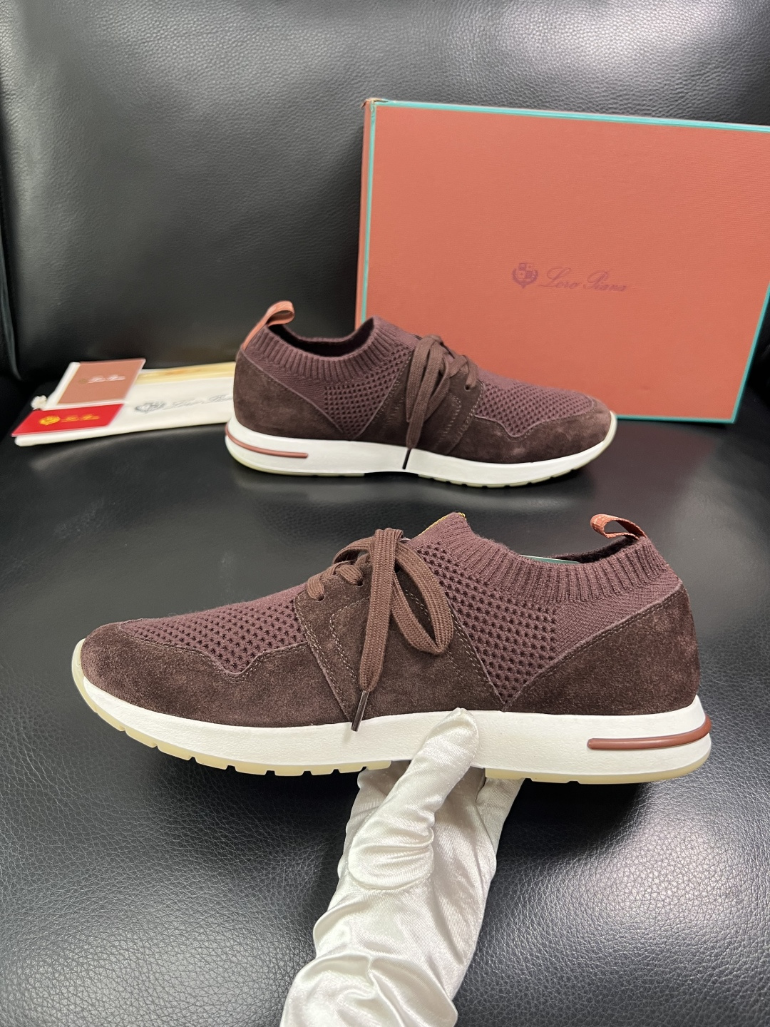 Loro Piana  高品质  顶级工艺品  诺悠翩雅  新品专柜同步原厂配置，鞋面意大利进口飞织牛皮