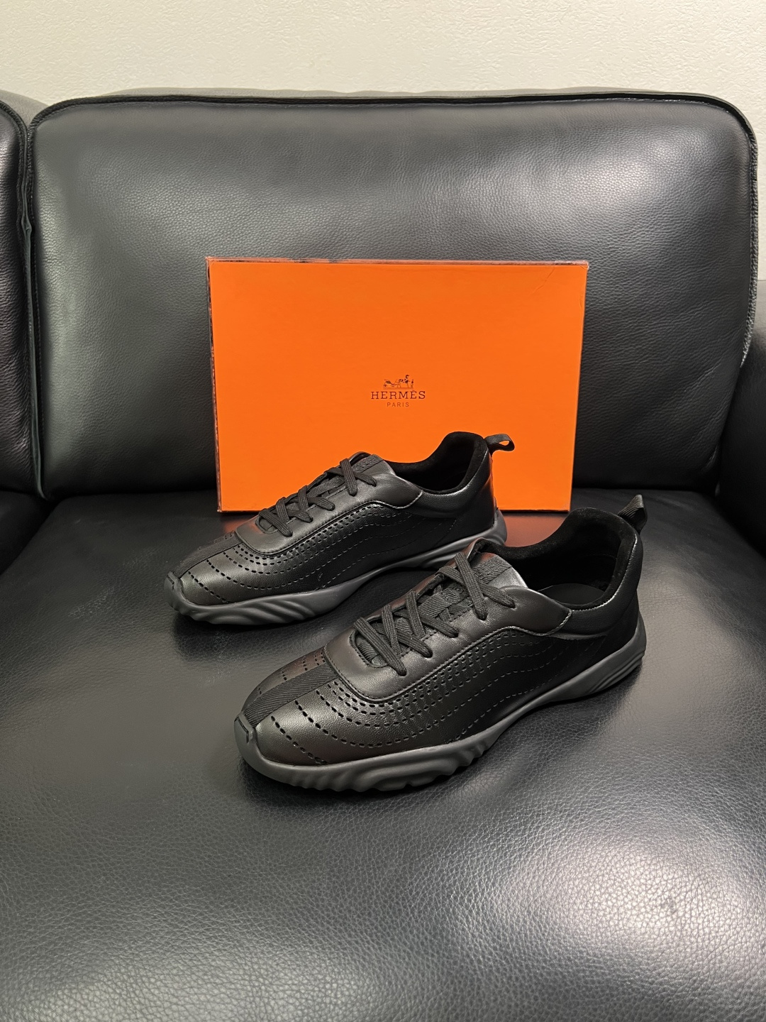 Hermes  高品质  顶级工艺品  爱马仕 专柜同步发售原厂配置，意大利进口原版牛皮面料，高品质拼接