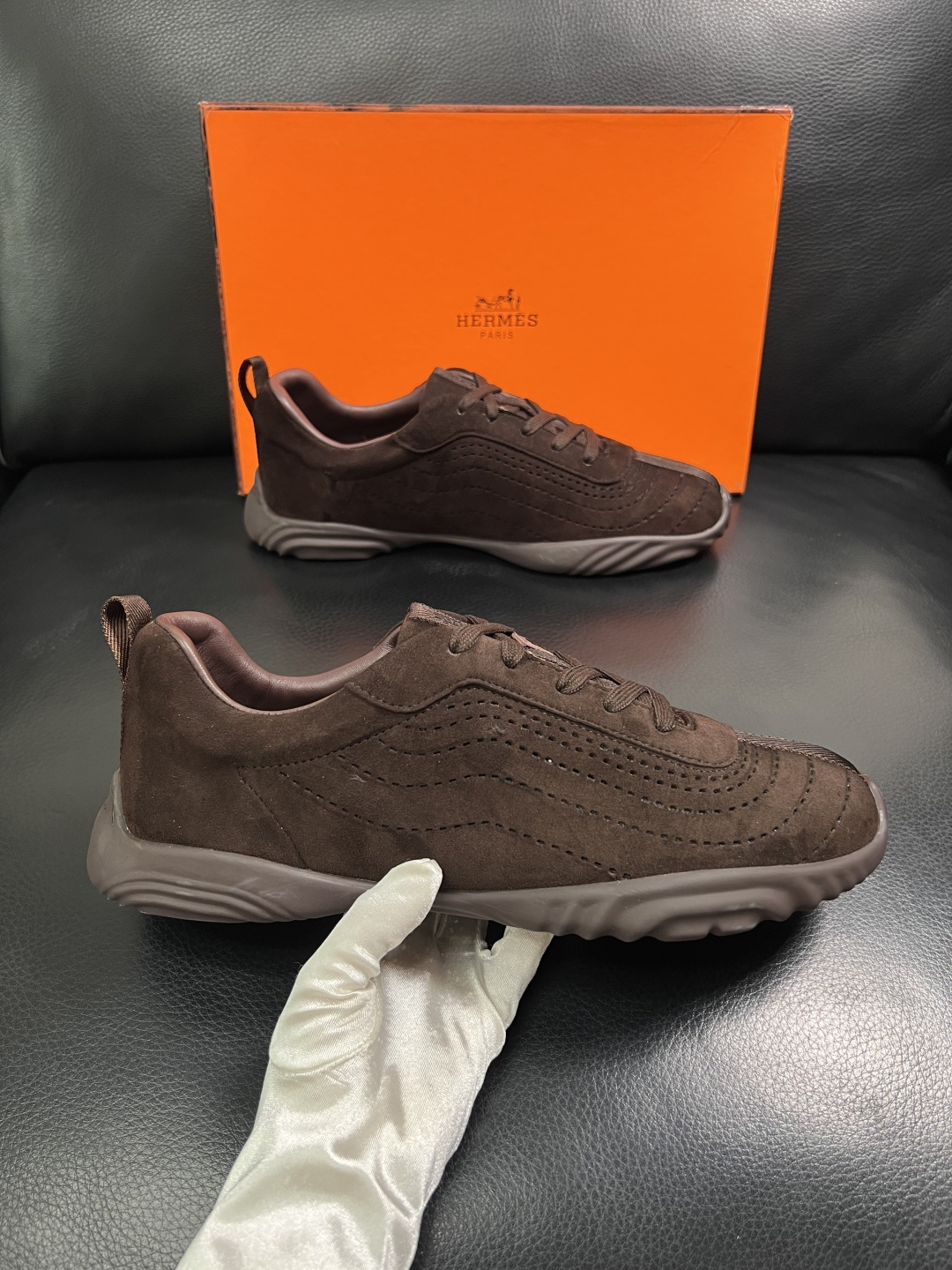 Hermes  高品质  顶级工艺品  爱马仕 专柜同步发售原厂配置，意大利进口原版牛皮面料，高品质拼接