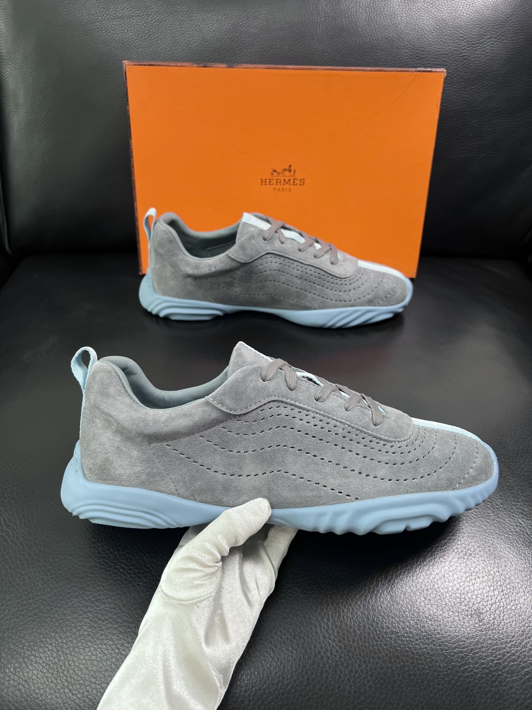 Hermes  高品质  顶级工艺品  爱马仕 专柜同步发售原厂配置，意大利进口原版牛皮面料，高品质拼接