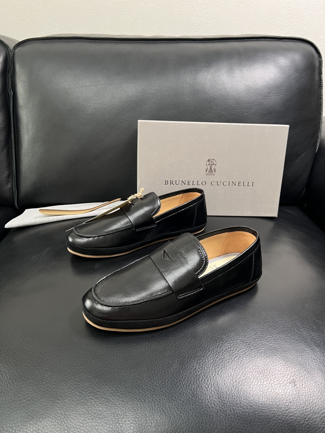 Brunello Cucinelli  高品质 顶级工艺品  BC  专柜同步原厂配置，意大利进口牛皮面
