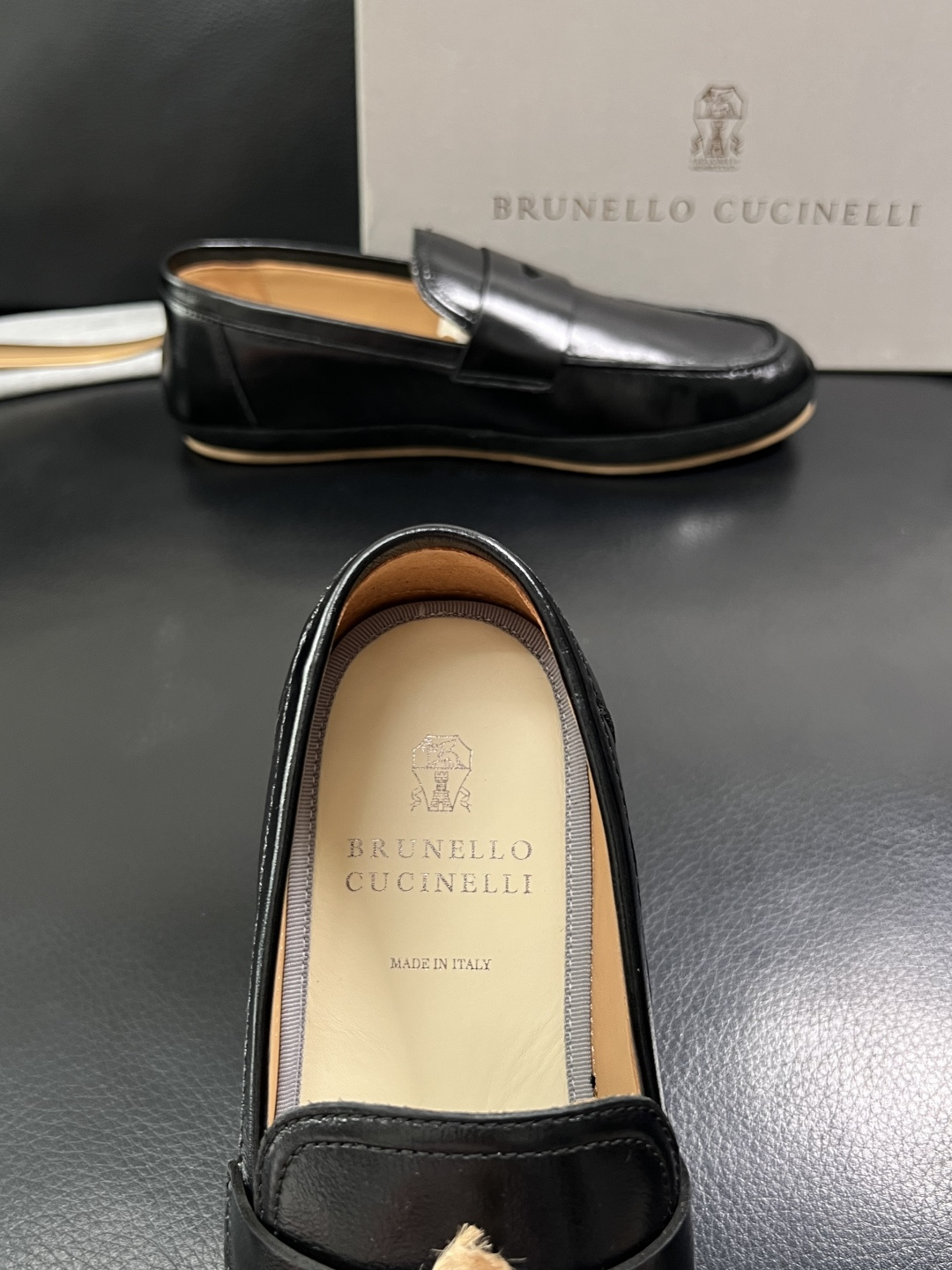 Brunello Cucinelli  高品质 顶级工艺品  BC  专柜同步原厂配置，意大利进口牛皮面