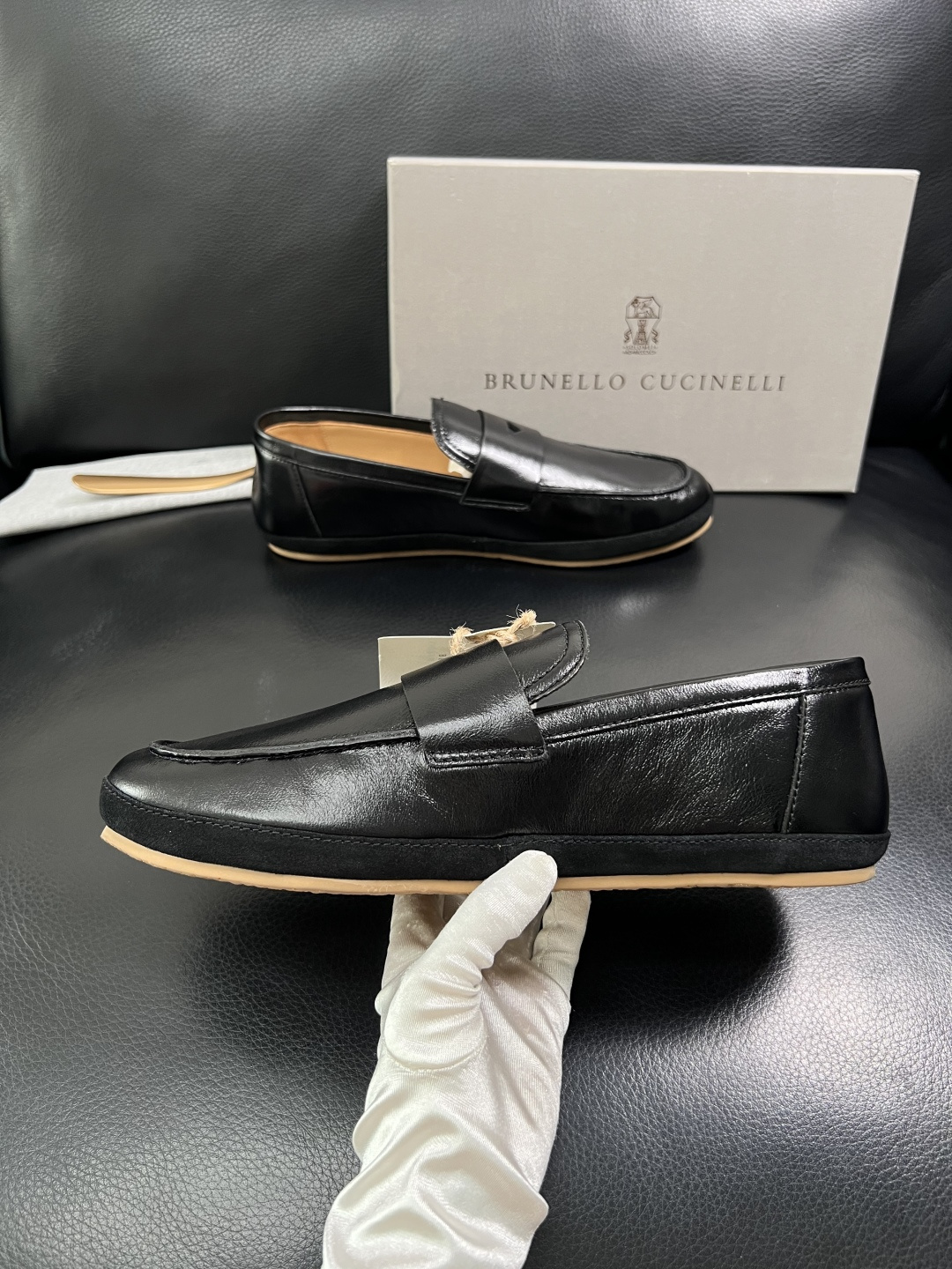 Brunello Cucinelli  高品质 顶级工艺品  BC  专柜同步原厂配置，意大利进口牛皮面