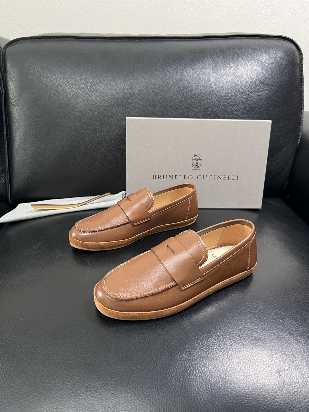 Brunello Cucinelli  高品质 顶级工艺品  BC  专柜同步原厂配置，意大利进口牛皮面