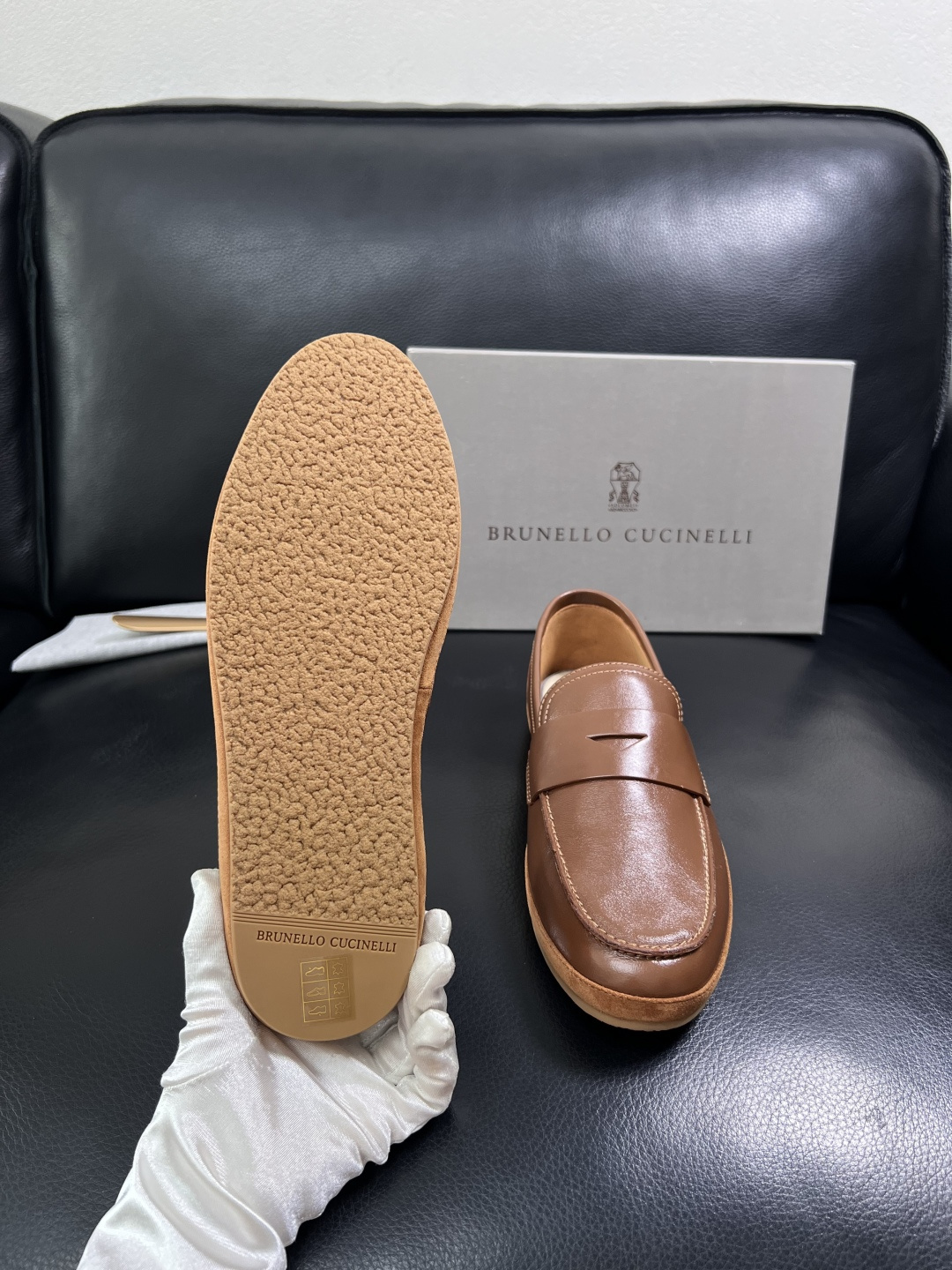 Brunello Cucinelli  高品质 顶级工艺品  BC  专柜同步原厂配置，意大利进口牛皮面