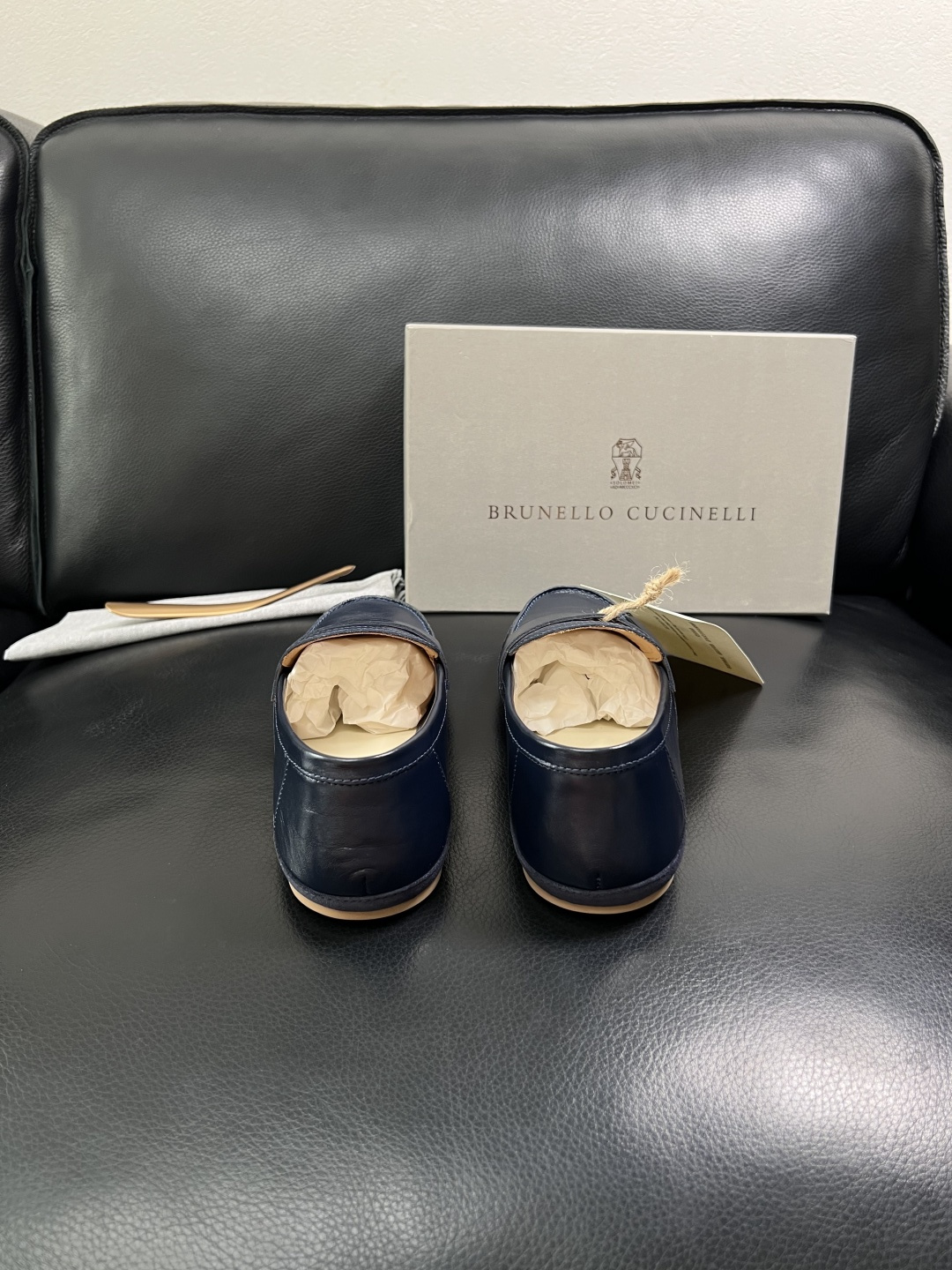 Brunello Cucinelli  高品质 顶级工艺品  BC  专柜同步原厂配置，意大利进口牛皮面