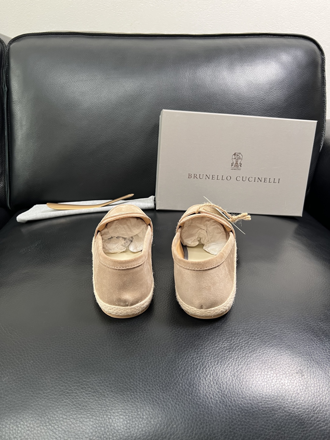 Brunello Cucinelli  高品质 顶级工艺品  BC  专柜同步原厂配置，意大利进口牛皮面