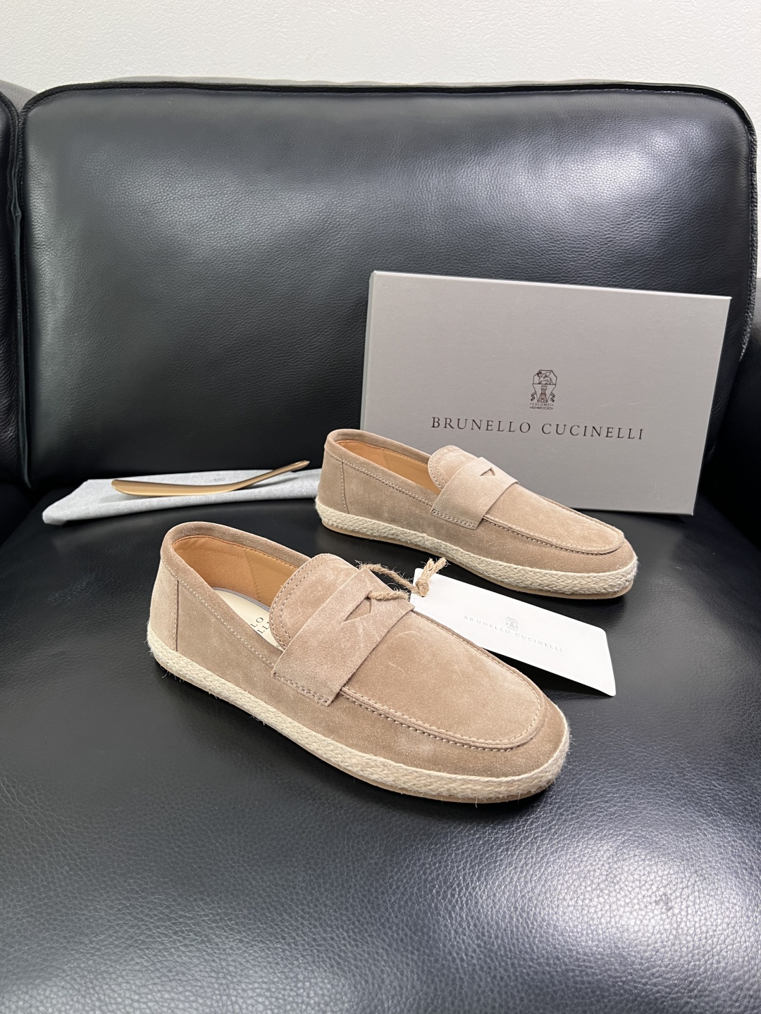 Brunello Cucinelli  高品质 顶级工艺品  BC  专柜同步原厂配置，意大利进口牛皮面