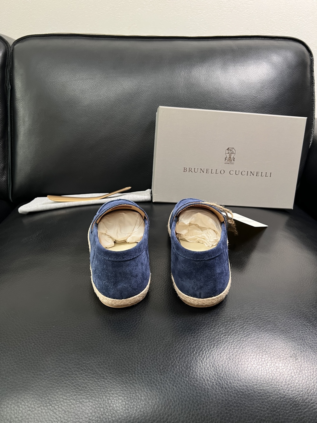 Brunello Cucinelli  高品质 顶级工艺品  BC  专柜同步原厂配置，意大利进口牛皮面