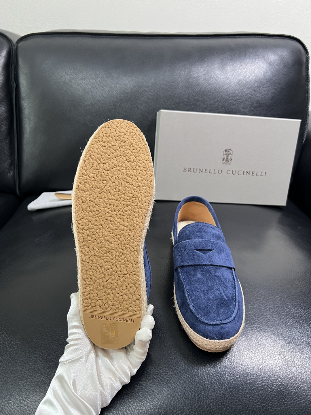 Brunello Cucinelli  高品质 顶级工艺品  BC  专柜同步原厂配置，意大利进口牛皮面