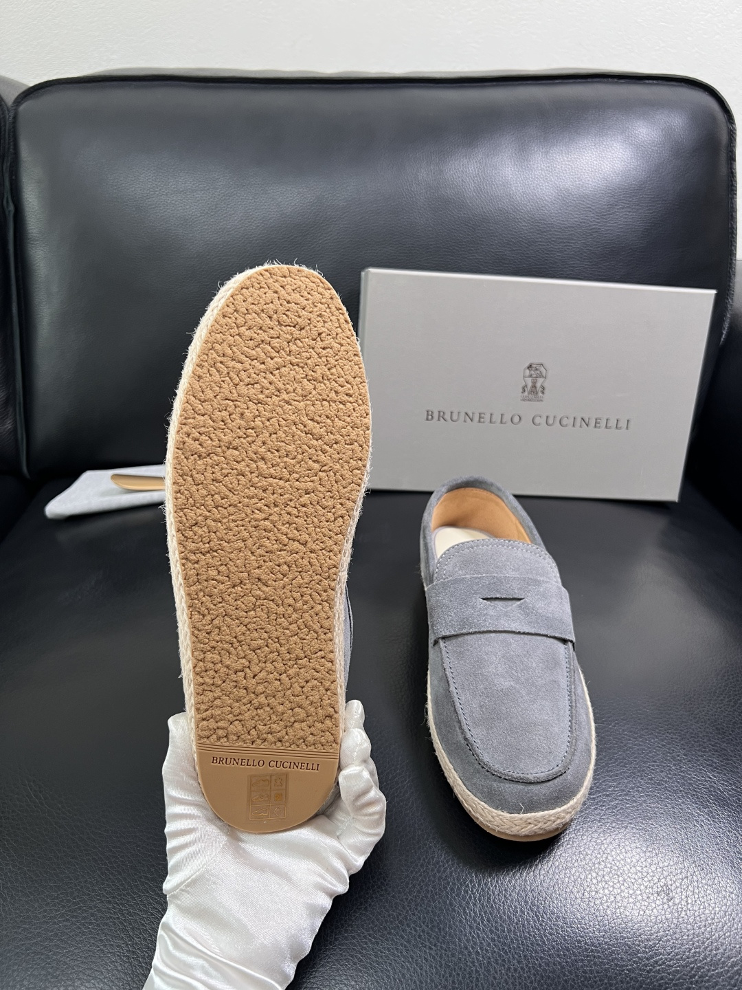 Brunello Cucinelli  高品质 顶级工艺品  BC  专柜同步原厂配置，意大利进口牛皮面