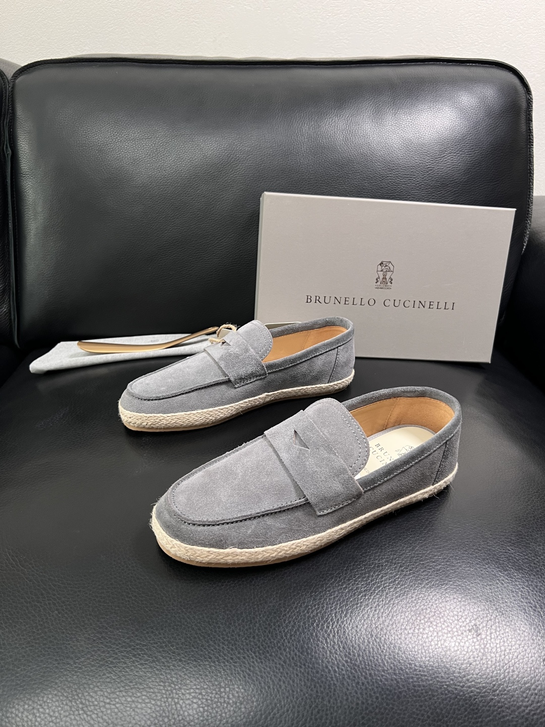 Brunello Cucinelli  高品质 顶级工艺品  BC  专柜同步原厂配置，意大利进口牛皮面